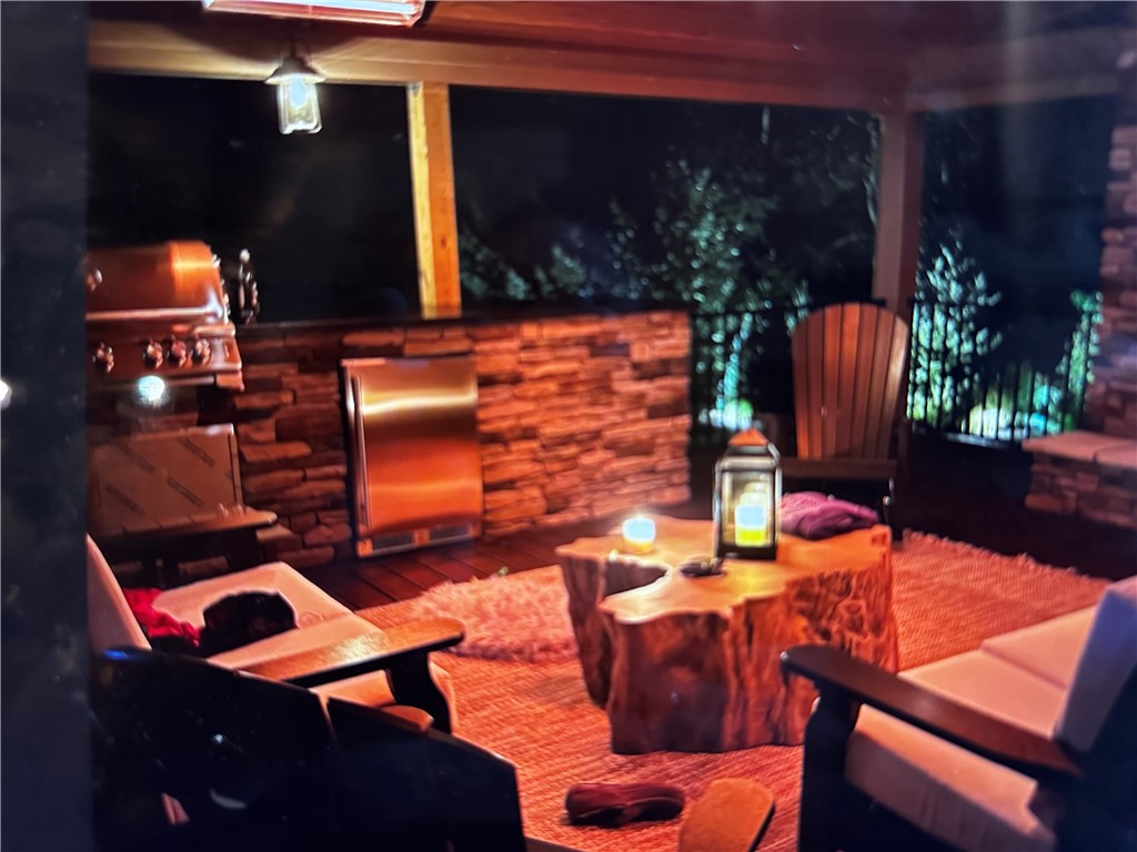 221 Cashmere Court