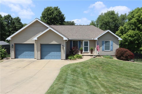 Photo of 208 Howard Rd, Sewickley, PA 15143 (MLS # 1763655)