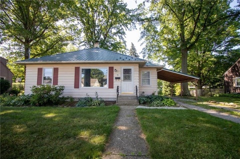 Photo for 95 E Division St
