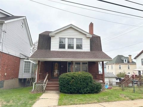Photo of 227 Scotia St, Pittsburgh, PA 15205 (MLS # 1726439)