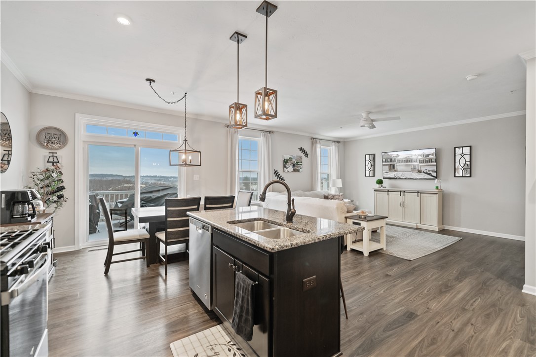 South Strabane, Pennsylvania 15301, United States, 3 Bedrooms Bedrooms, ,3 BathroomsBathrooms,Residential,Contingent,22872