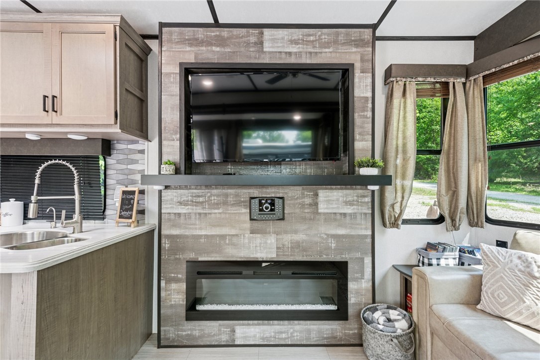194 Tannery Rd 220