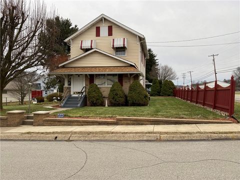 Photo of 2300 Cottage Ave, Natrona Heights, PA 15065 (MLS # 1738825)