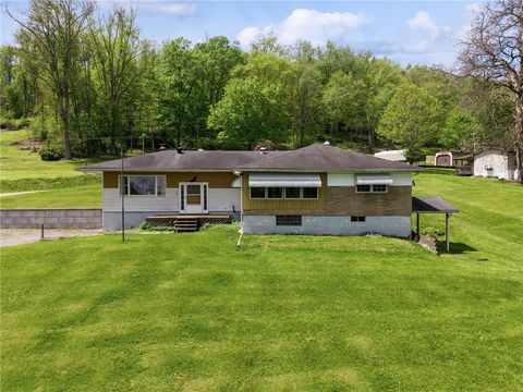 Photo of 1028 7th St, Bolivar, PA 15923 (MLS # 1752456)
