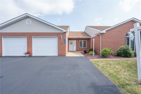 Condo For Sale - 756 Everview Ln Ln<br/> Derry Twp, PA 15627