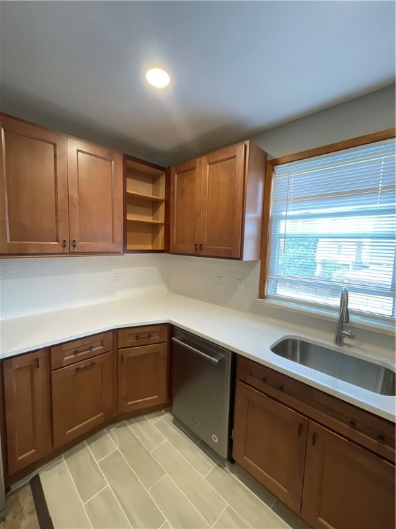 Brookline, Pennsylvania 15226, United States, 2 Bedrooms Bedrooms, ,1 BathroomBathrooms,Residential,Active,211662