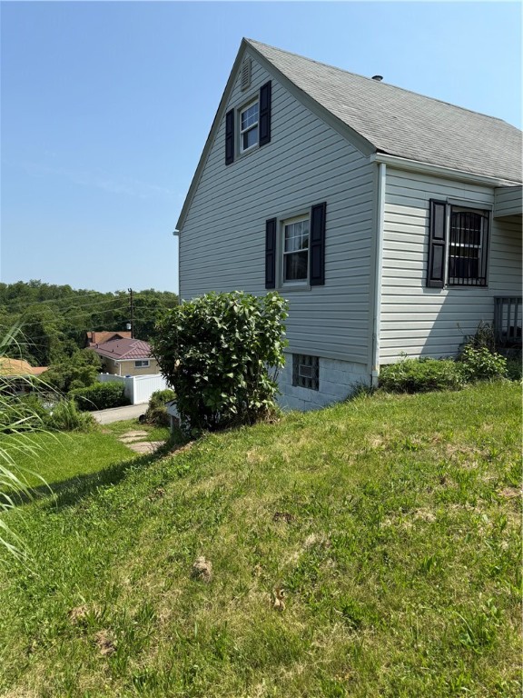 West Mifflin, Pennsylvania 15122, United States, 2 Bedrooms Bedrooms, ,1 BathroomBathrooms,Residential,Active,159465