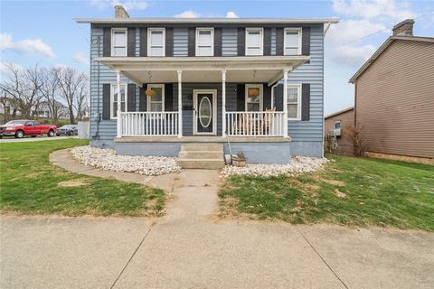 Photo of 139 N Diamond St, Mount Pleasant, PA 15666 (MLS # 1733285)
