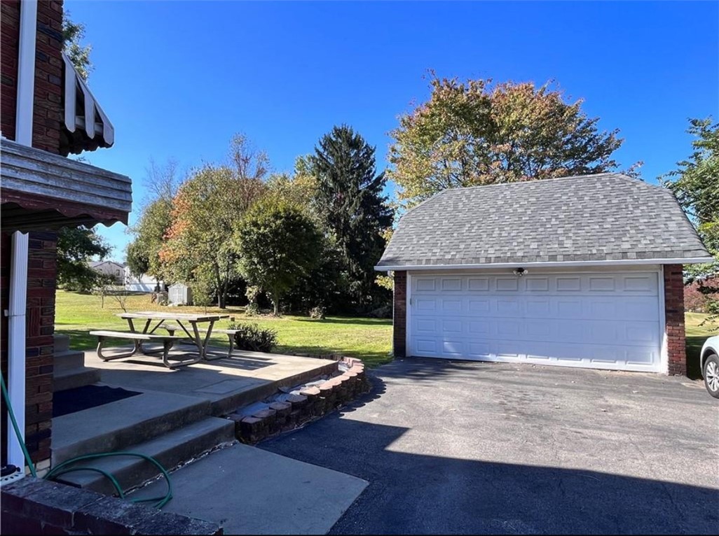 Chippewa Twp, Pennsylvania 15010, United States, 3 Bedrooms Bedrooms, ,2 BathroomsBathrooms,Residential,Active,87736