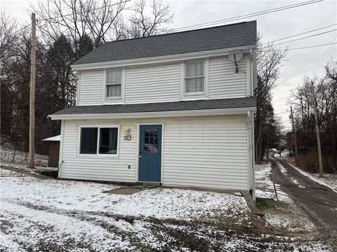 Photo of 144 S Wade Ave, Washington, PA 15301 (MLS # 1737345)