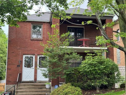Photo of 2225 Hampton St, Pittsburgh, PA 15218 (MLS # 1735575)