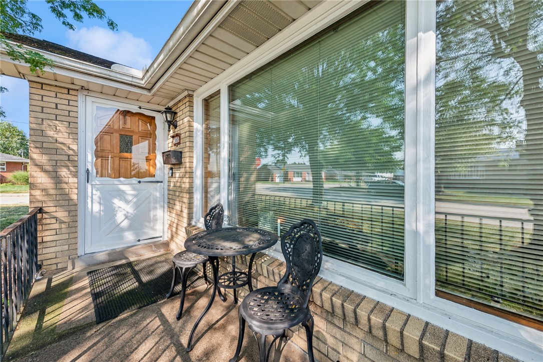360 W 1st Ave