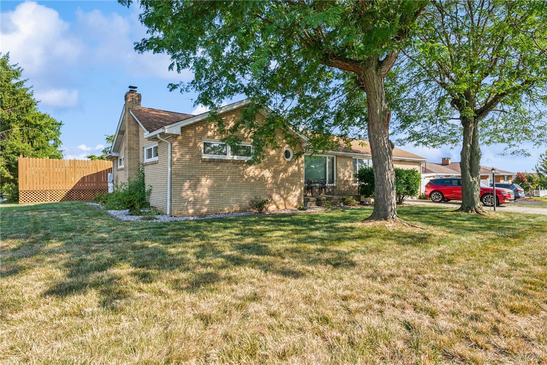 360 W 1st Ave