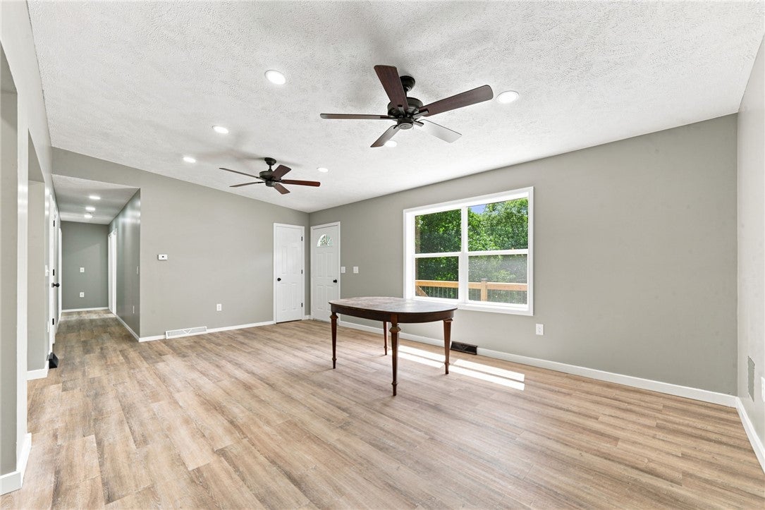 358 Kaylor Frogtown Rd