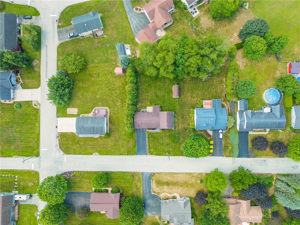 Somerset Boro, Pennsylvania 15501, United States, 4 Bedrooms Bedrooms, ,3 BathroomsBathrooms,Residential,Pending,166827