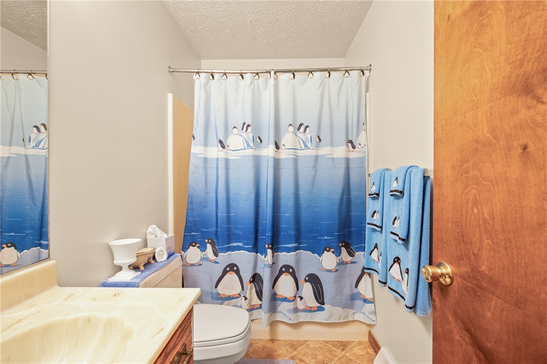 Somerset Boro, Pennsylvania 15501, United States, 4 Bedrooms Bedrooms, ,3 BathroomsBathrooms,Residential,Pending,166827