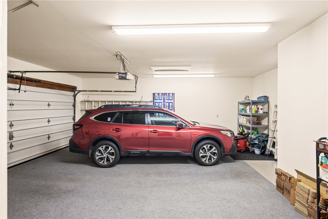 Somerset Boro, Pennsylvania 15501, United States, 4 Bedrooms Bedrooms, ,3 BathroomsBathrooms,Residential,Pending,166827