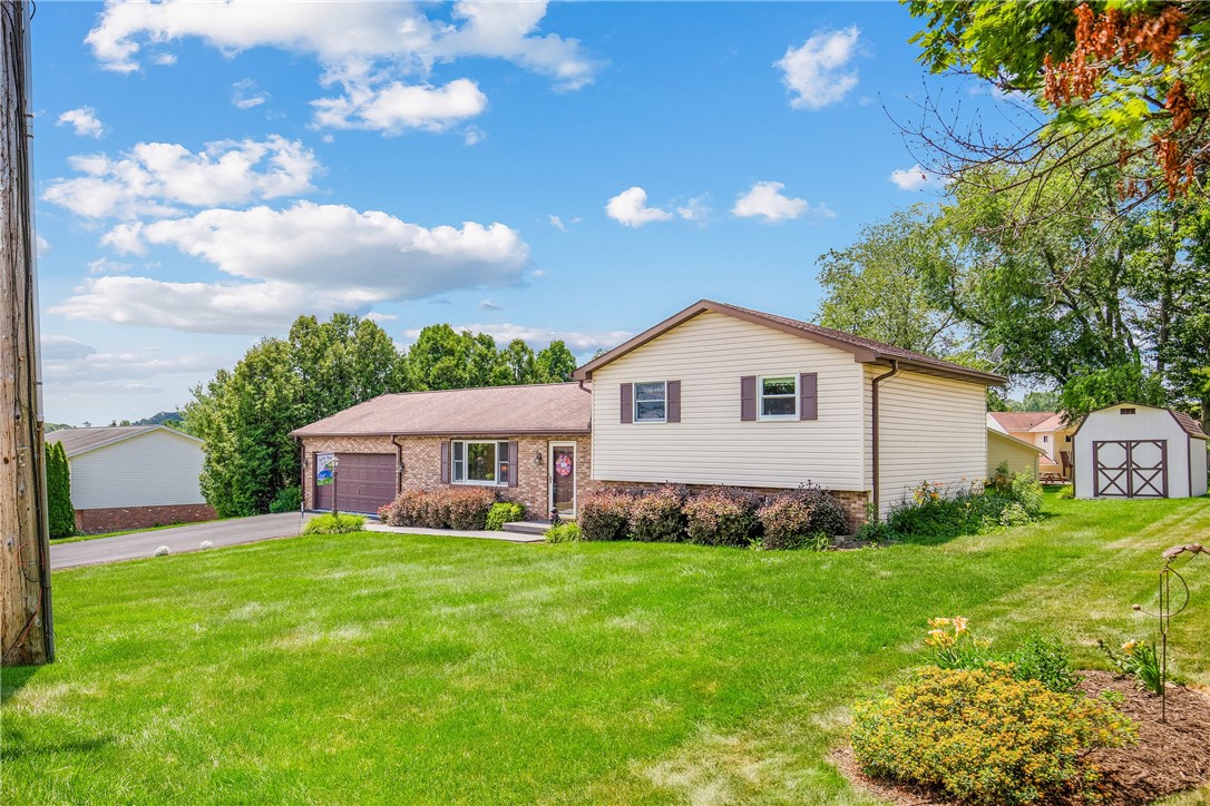 Somerset Boro, Pennsylvania 15501, United States, 4 Bedrooms Bedrooms, ,3 BathroomsBathrooms,Residential,Pending,166827