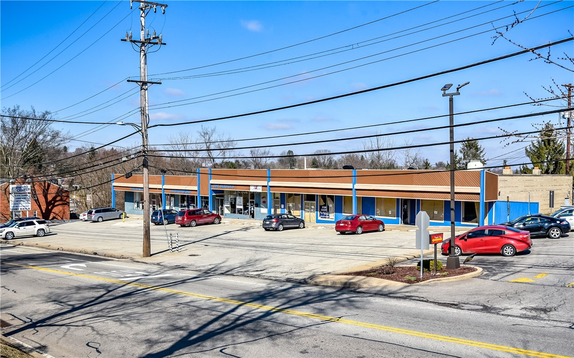 Photo 1 of 16 — 11551-11575 Frankstown Road, Penn Hills, PA 15235