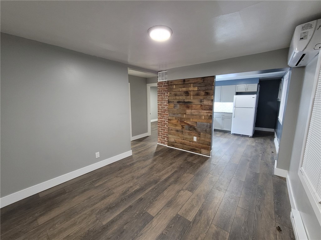 City Of But NW, Pennsylvania 16001, United States, ,Residential,Active,214275