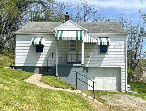 Photo of 1133 Venetia Rd, Eighty Four, PA 15330 (MLS # 1750676)