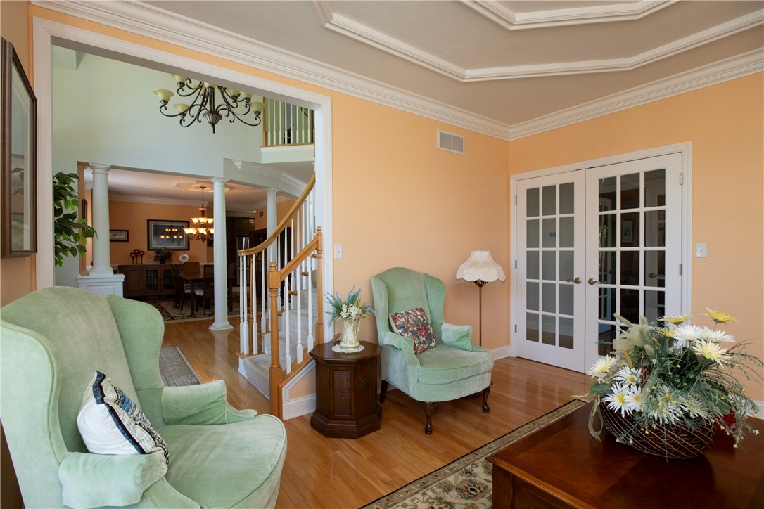 104 Walden Pond Ln