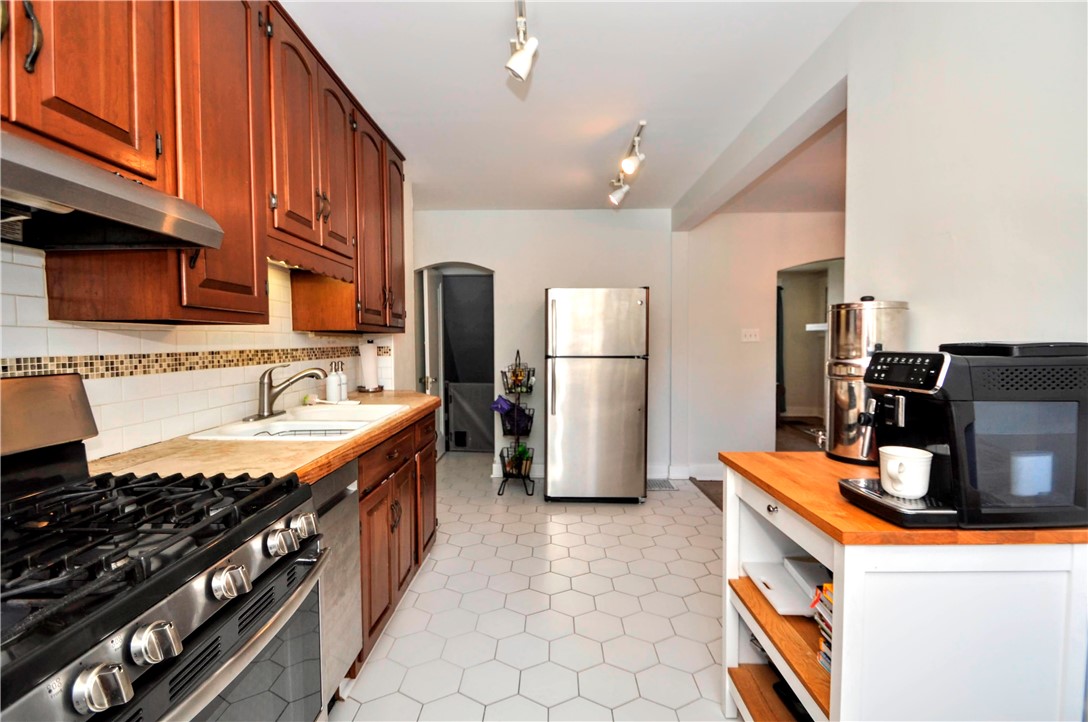 3347 Parkview Ave Ave, Oakland, Pennsylvania image 9