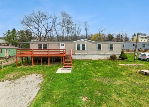 Photo of 70 Orange St, Saltsburg, PA 15681 (MLS # 1746445)