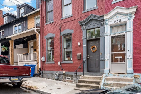 Photo of 254 38th St, Pittsburgh, PA 15201 (MLS # 1760975)
