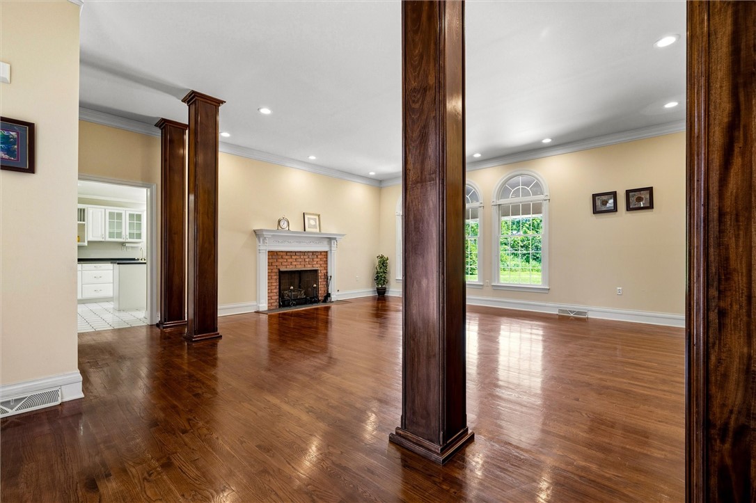 111 Saddle Brook Cir