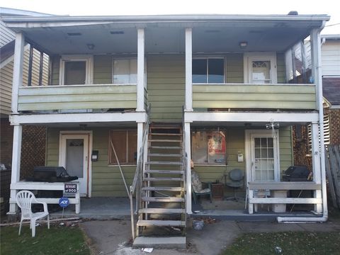 1521 Leishman Ave New Kensington PA 15068