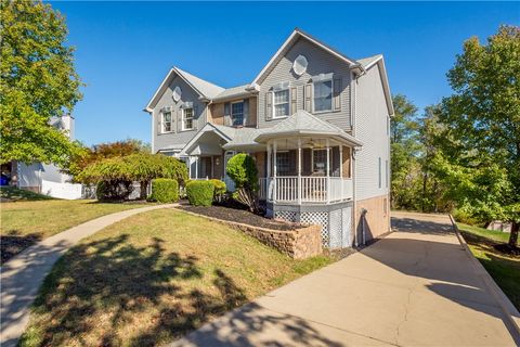 Photo of 217 Parkridge Pl, South Park, PA 15129 (MLS # 1725708)