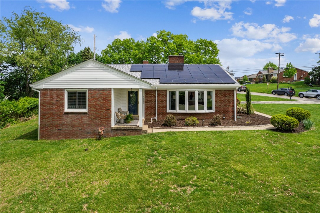 4625 Doverdell Dr Dr, Whitehall, Pennsylvania image 1