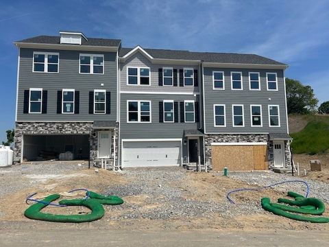 116 River Ridge Drive Moon/Crescent Twp PA 15108