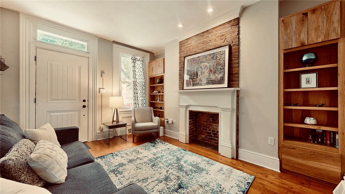 243 37th St, Lawrenceville, Pennsylvania image 2