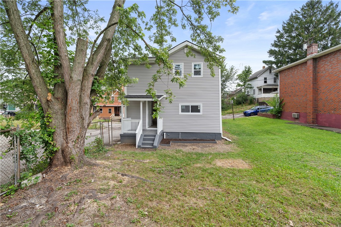 2900 Palmgreen Ave
