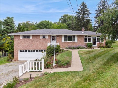 Photo of 12629 Deborah Dr, Irwin, PA 15642 (MLS # 1727651)