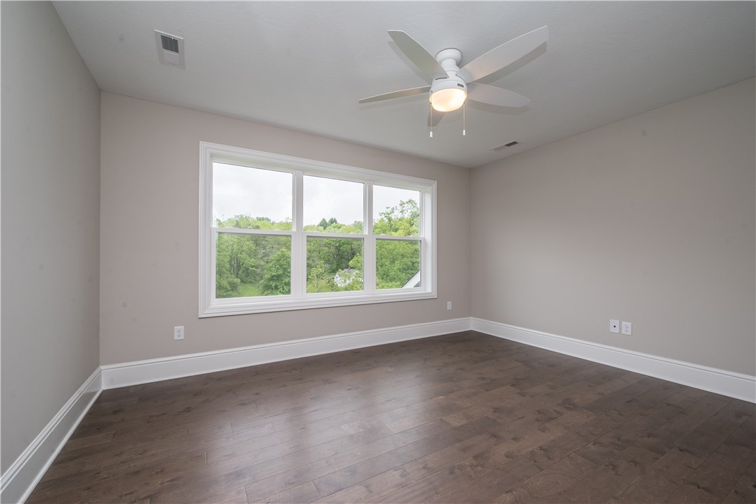 Marshall, Pennsylvania 15090, United States, 4 Bedrooms Bedrooms, ,5 BathroomsBathrooms,Residential,Active,192144