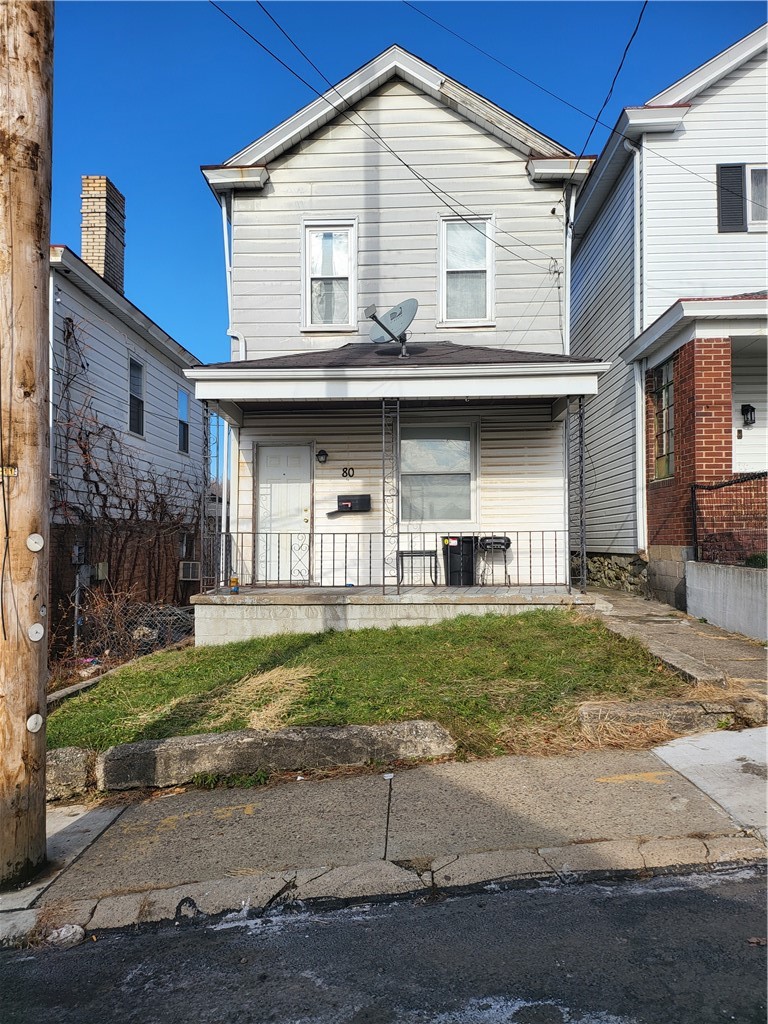 1200 Holmes St