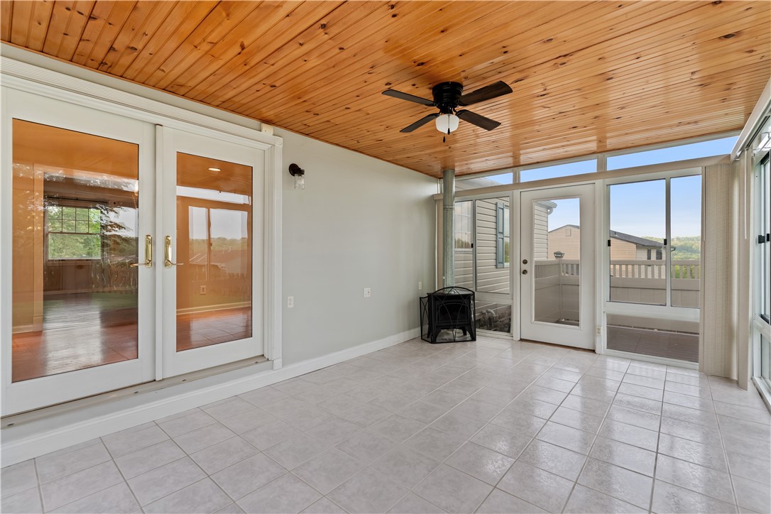 Oakdale, Pennsylvania 15071, United States, 3 Bedrooms Bedrooms, ,2 BathroomsBathrooms,Residential,Contingent,131205