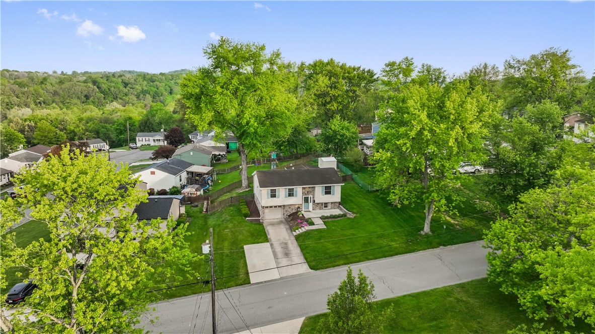 Oakdale, Pennsylvania 15071, United States, 3 Bedrooms Bedrooms, ,2 BathroomsBathrooms,Residential,Contingent,131205