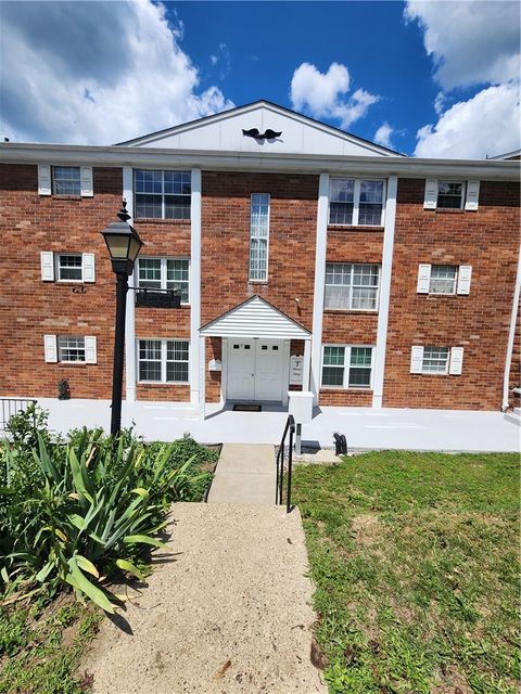 Photo of 3 Hiland Valley Dr #306, Pittsburgh, PA 15229 (MLS # 1761616)