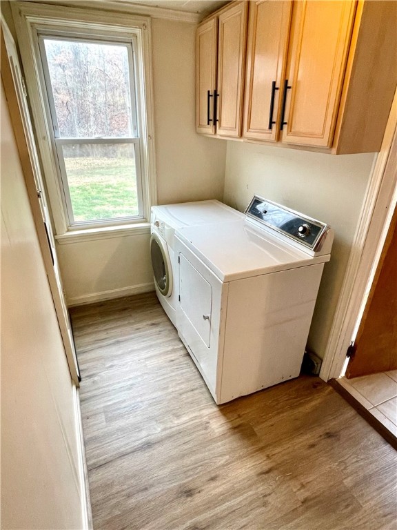 Clay Twp, Pennsylvania 16001, United States, 3 Bedrooms Bedrooms, ,1 BathroomBathrooms,Residential,Active,252323