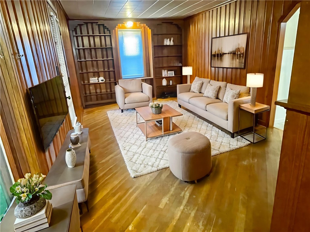 Clay Twp, Pennsylvania 16001, United States, 3 Bedrooms Bedrooms, ,1 BathroomBathrooms,Residential,Active,252323