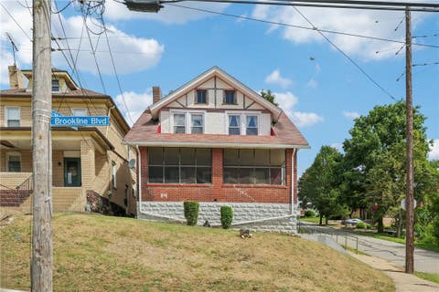 Photo for 1461 Brookline Blvd