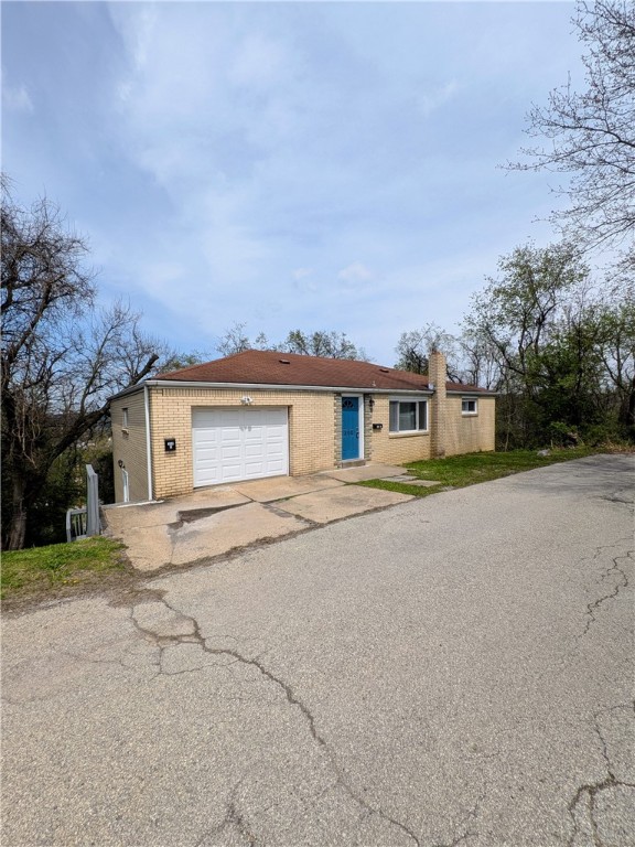 300 Thompson Avenue Ave, Clairton, Pennsylvania image 3