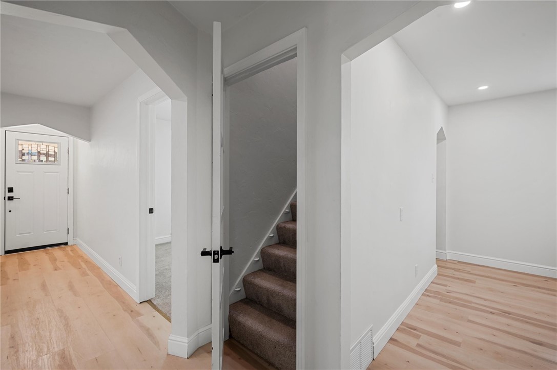 211 Wainwright Ave Ave, Brentwood, Pennsylvania image 17