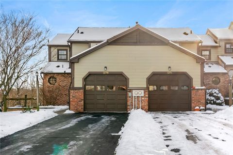 Photo of 3278 Windstream Dr, Gibsonia, PA 15044 (MLS # 1734886)