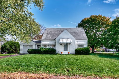 Photo of 2800 22nd Ave, Beaver Falls, PA 15010 (MLS # 1726562)