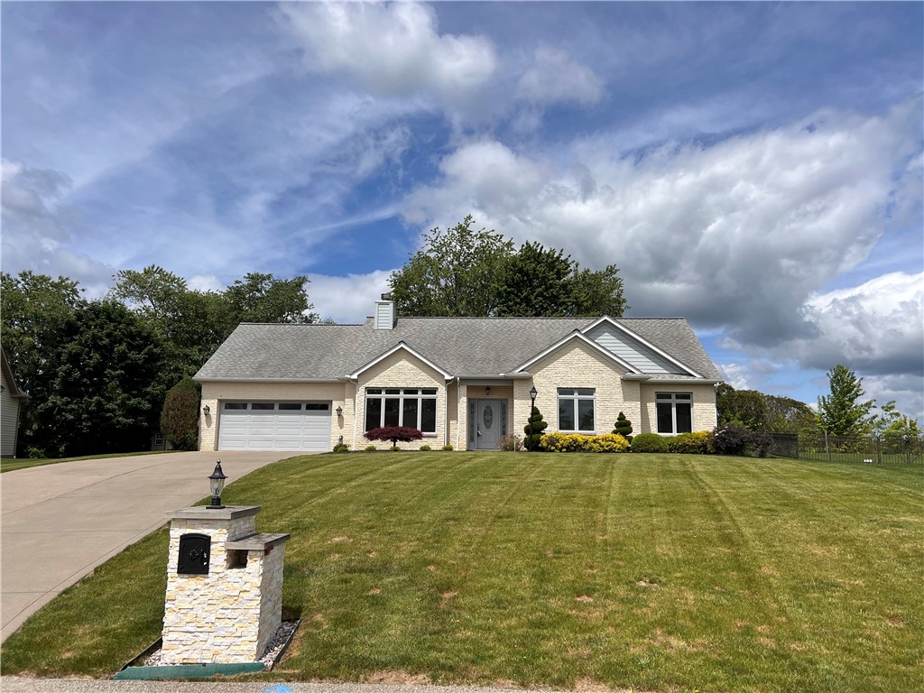 1108 Volek Ct